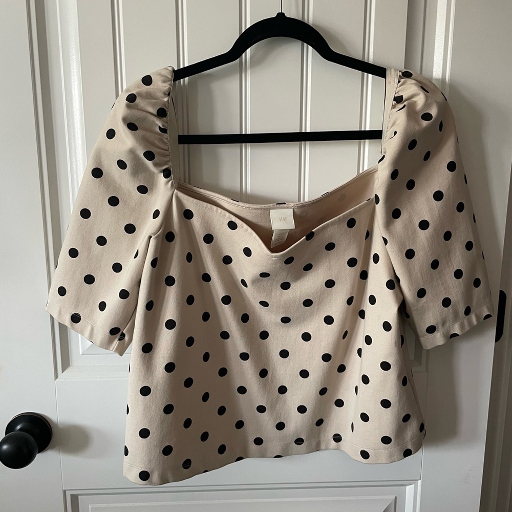 square neck puff sleeve blouse!